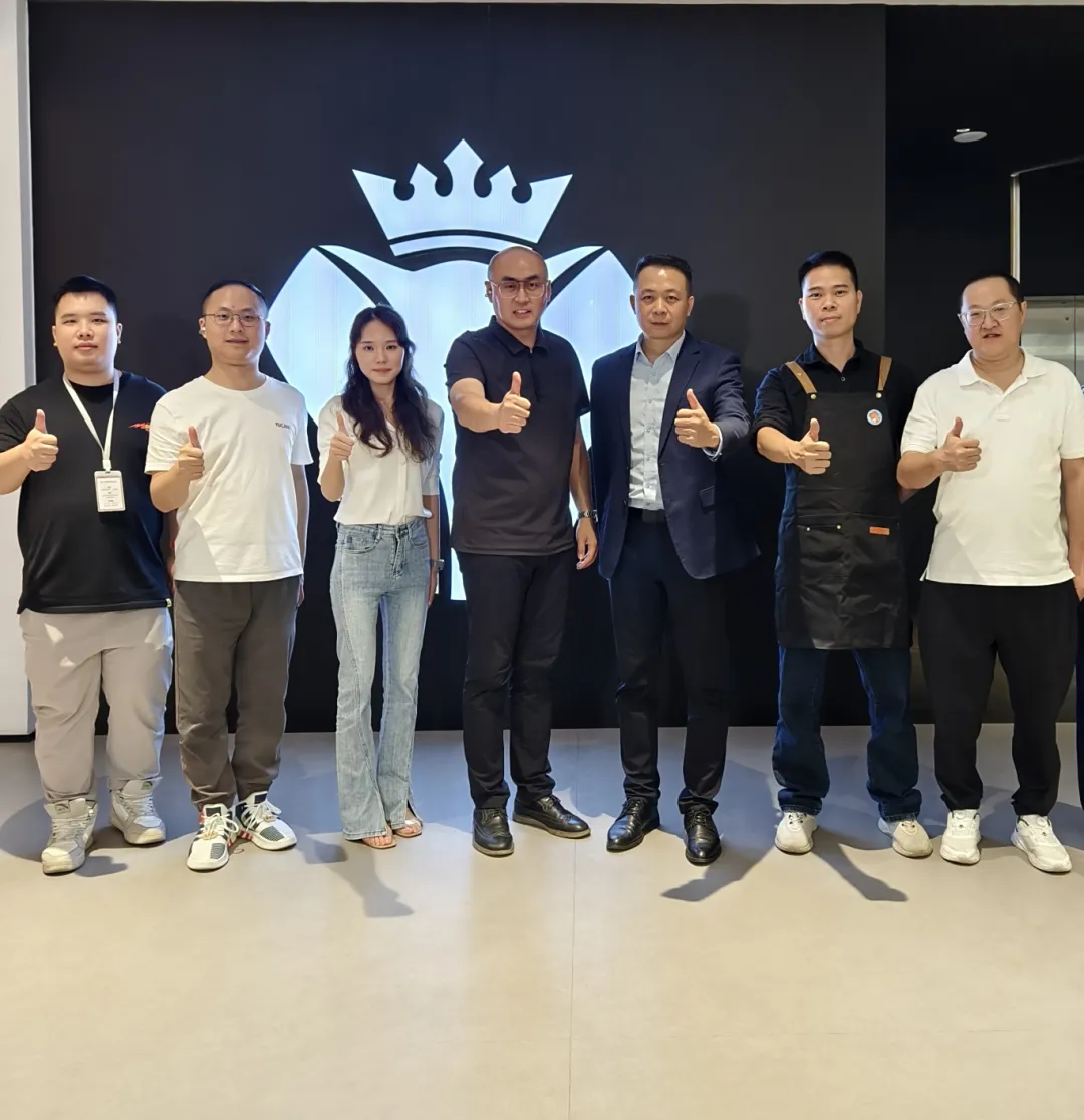 解密与高端定制品牌共赢密码|德利丰岩板 × 富胜家居(图1) 解密与高端定制品牌共赢密码|德利丰岩板 × 富胜家居(图1)