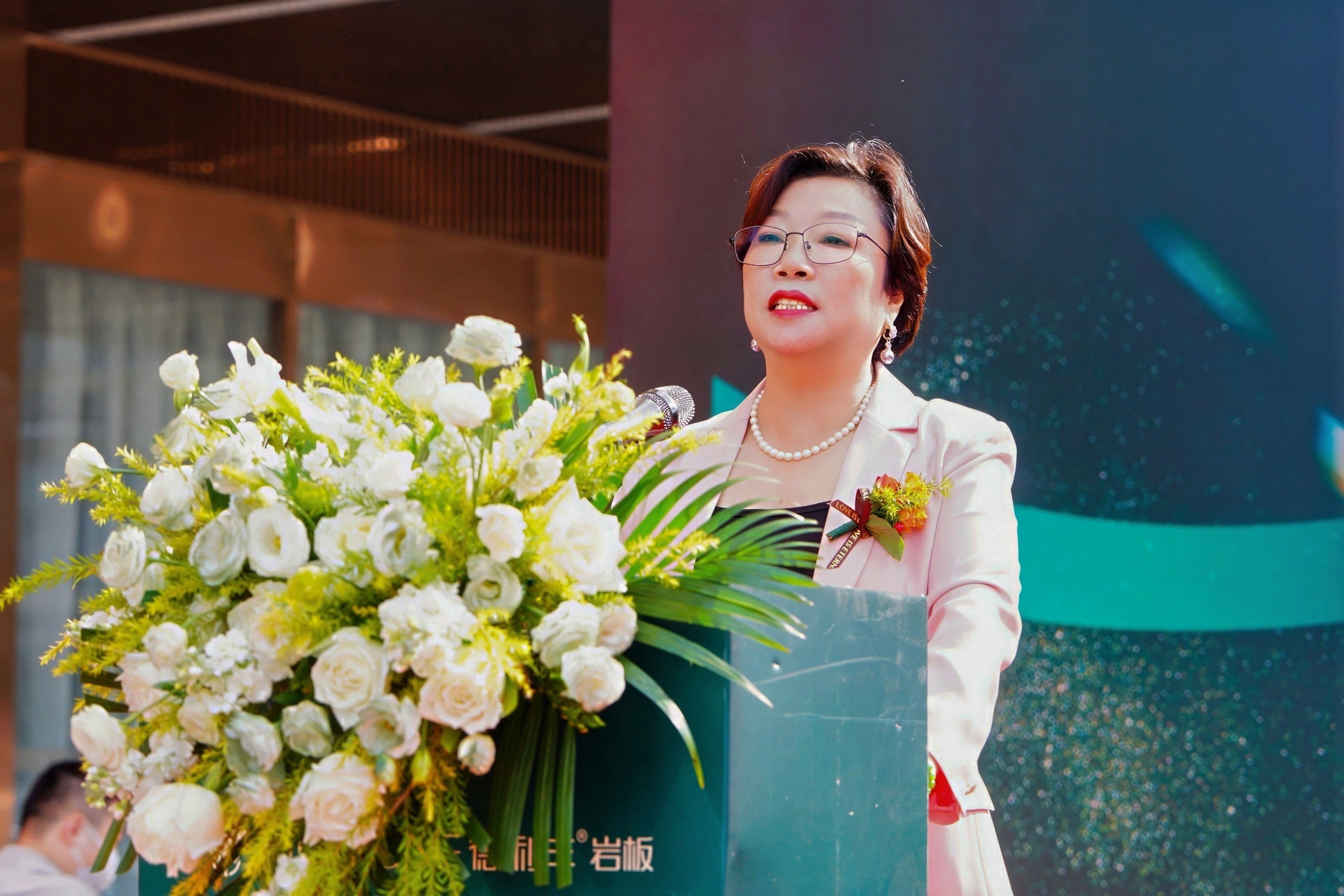 盛世启幕,岩美焕新 | 德利丰浙江湖州德清旗舰店盛大开业   (图3) 盛世启幕,岩美焕新 | 德利丰浙江湖州德清旗舰店盛大开业   (图3)